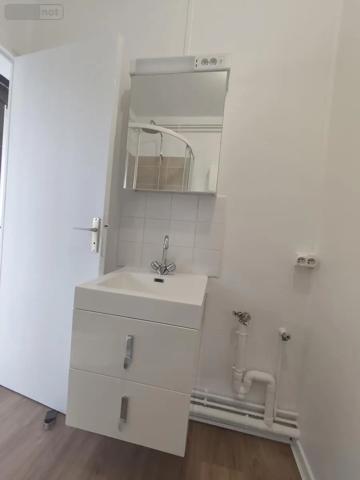 Location - Appartement Béthune 62400 2 pièces 45 m 2