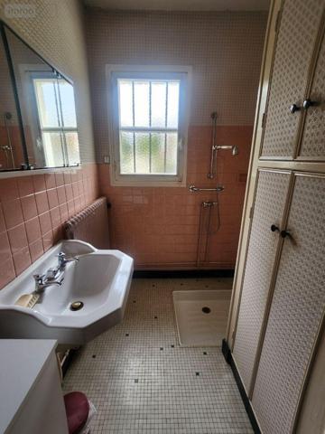 Maison à restaurer à vendre à Angers dans le Maine-et-Loire (49000), ref : 49115/MAIS/489   
FREMUR