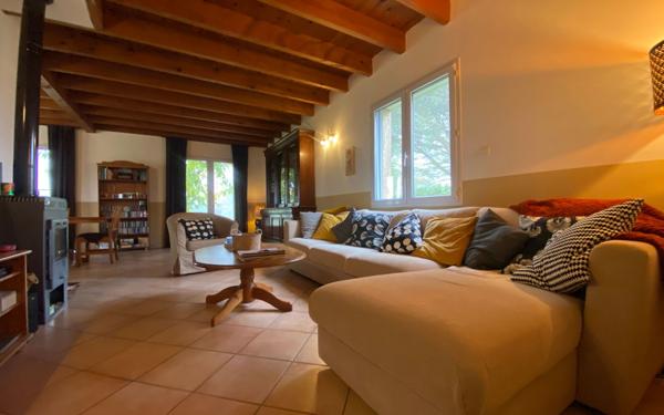 Maison à vendre    5 pièces • 150 m2 La Ville-Dieu-du-Temple