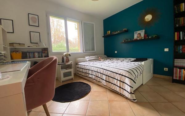 Maison à vendre    5 pièces • 150 m2 La Ville-Dieu-du-Temple