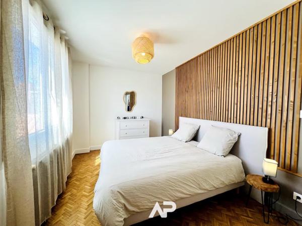 Maison 160m2 - La Rochelle centre ville €936 000 ** - Référence JH585ED2