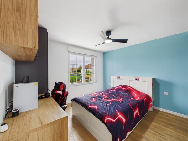 VILLA CONTEMPORAINE D'EXCEPTION   PRESTATIONS HAUT DE GAMME