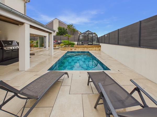 VILLA CONTEMPORAINE D'EXCEPTION   PRESTATIONS HAUT DE GAMME