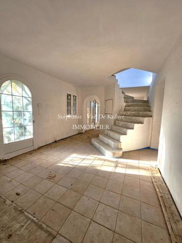 Immobilier Les Arcs (83460) – Propriété 188m2 – 429 000 €