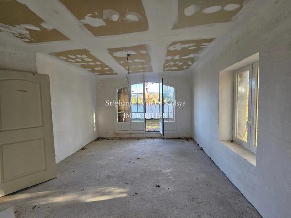 Immobilier Les Arcs (83460) – Propriété 188m2 – 429 000 €