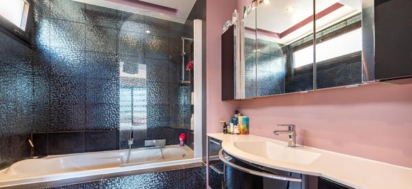 Appartement  95 m2 duplex et rooftop 30m2 vue Tour Eiffel, 23m2 de balcons et terrasses  Passy Paris 16e