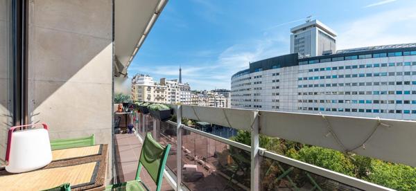 Appartement  95 m2 duplex et rooftop 30m2 vue Tour Eiffel, 23m2 de balcons et terrasses  Passy Paris 16e