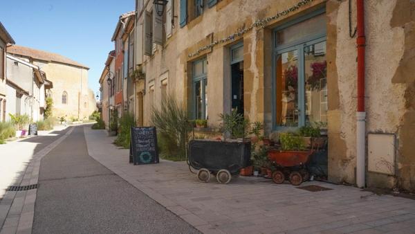Maison + local commercial à Aignan (Gers)