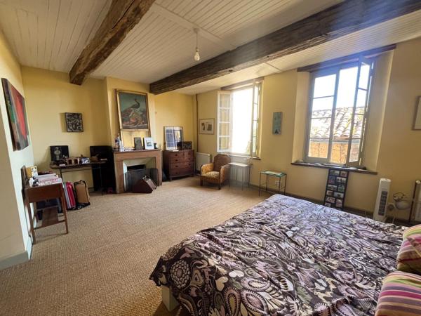 Maison + local commercial à Aignan (Gers)