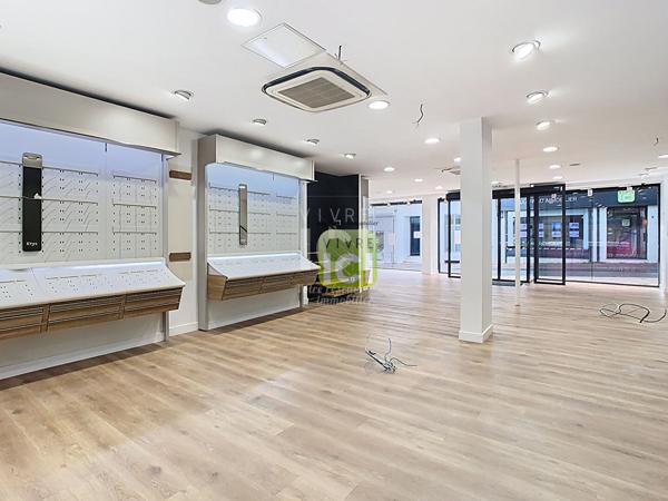 Local commercial Cholet 165 m2