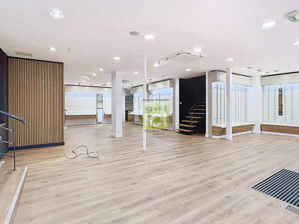 Local commercial Cholet 165 m2