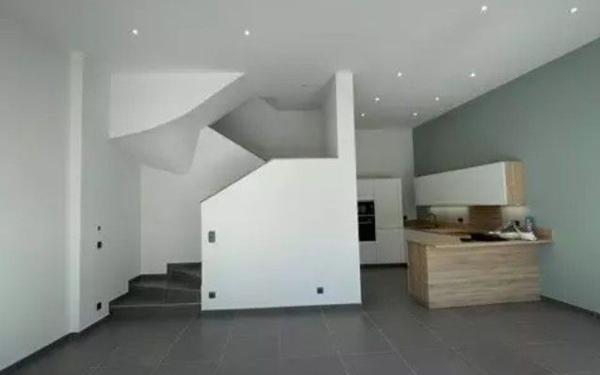 Maison à vendre    5 pièces •  Rosny-sous-Bois