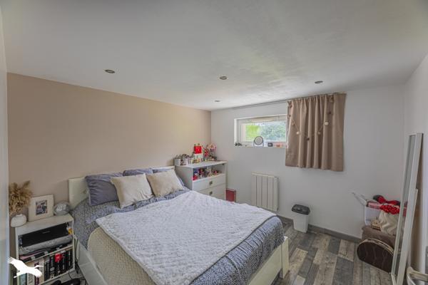 Maison à vendre |  Saint-Étienne-de-Chigny |  7 pièces | 155 m²