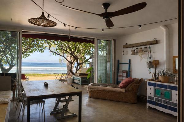 Duplex d’exception en front de mer à Saint-Leu