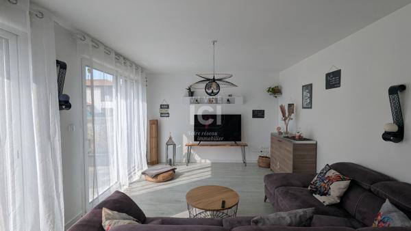 Maison contemporaine de plain-pied - CHAMPTOCEAUX / 108.88m² - 4 chambres - Garage - Terrasse - Jardin