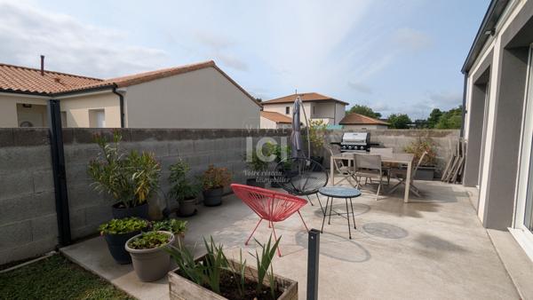 Maison contemporaine de plain-pied - CHAMPTOCEAUX / 108.88m² - 4 chambres - Garage - Terrasse - Jardin