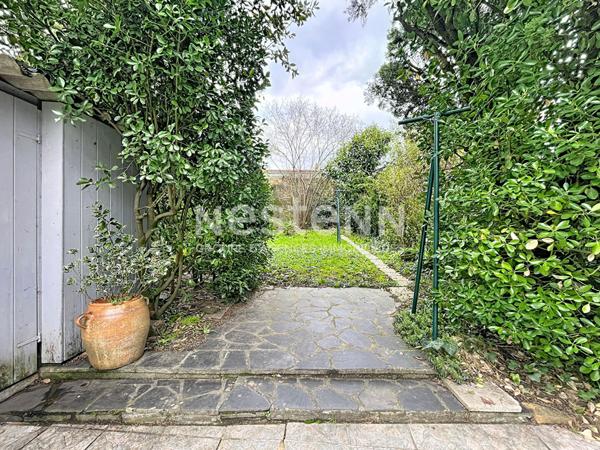 Maison à Nantes Chantenay - Proche Place Jean Macé - 2 chambres - 1 bureau - Grenier aménageable