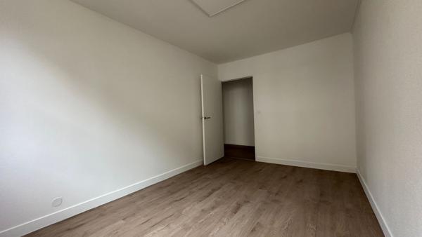 Bureaux à VENDRE d'une surface de 131,85 m2 situé en centre ville de Compiègne