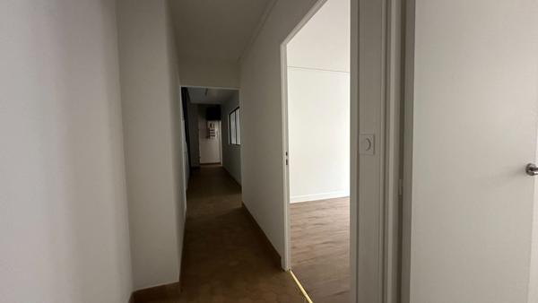 Bureaux à VENDRE d'une surface de 131,85 m2 situé en centre ville de Compiègne