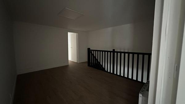 Bureaux à VENDRE d'une surface de 131,85 m2 situé en centre ville de Compiègne