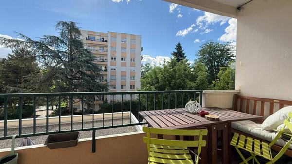 Appartement La Mulatiere 4 pièce