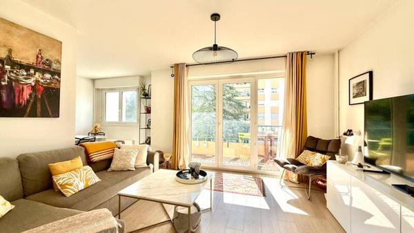 Appartement La Mulatiere 4 pièce