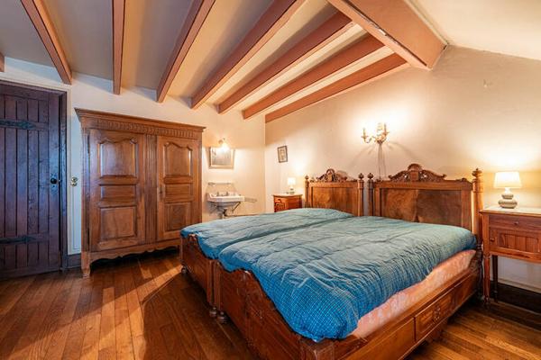 Maison de caractère à Peyrieu; Idéale chambres d'hôtes ou gîtes