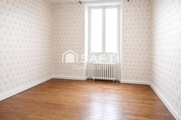 Charme et potentiel au cœur de Durtal.