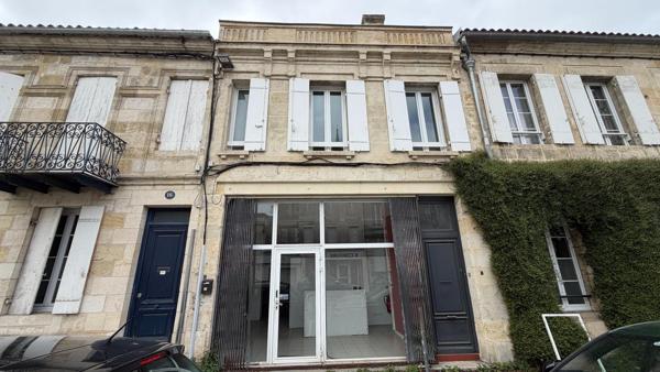 Local commercial 200 M2 + 3 Appartements