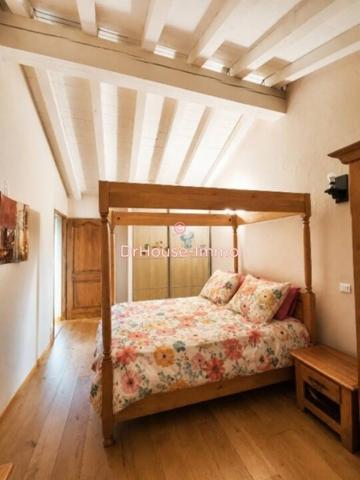Maison à vendre 4 pièces de 197 m²
