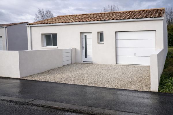 Maison Surgeres 3 pièce(s) 77.64 m2