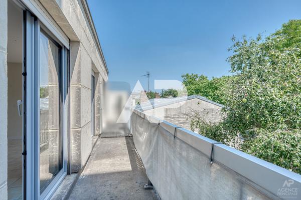 Appartement Rueil Malmaison 3 pièce(s) 69.85 m² 379 000 € **  - Référence  19899