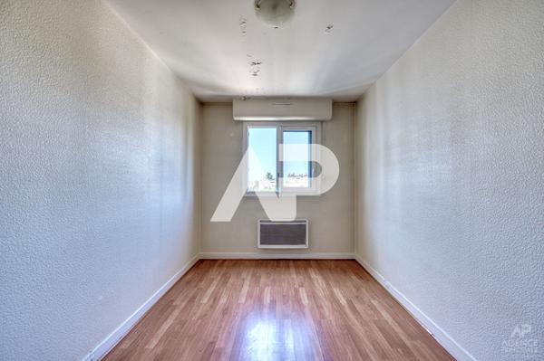 Appartement Rueil Malmaison 3 pièce(s) 69.85 m² 379 000 € **  - Référence  19899