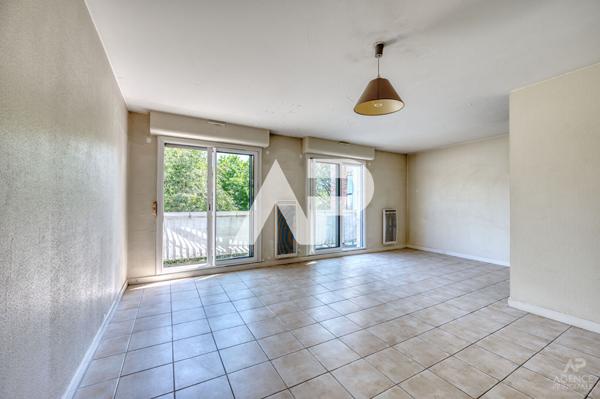 Appartement Rueil Malmaison 3 pièce(s) 69.85 m² 379 000 € **  - Référence  19899