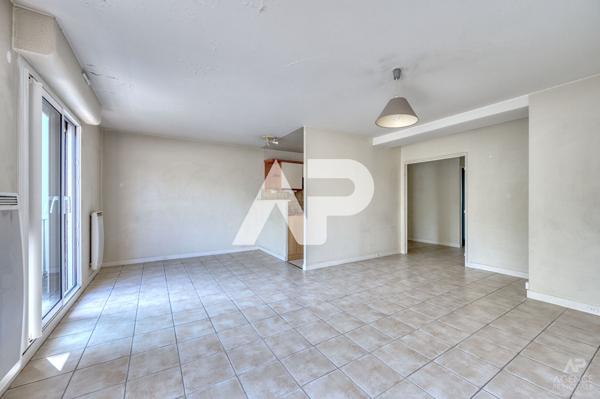 Appartement Rueil Malmaison 3 pièce(s) 69.85 m² 379 000 € **  - Référence  19899