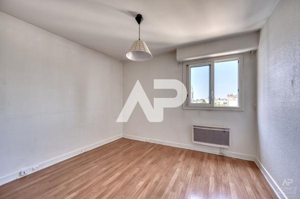 Appartement Rueil Malmaison 3 pièce(s) 69.85 m² 379 000 € **  - Référence  19899