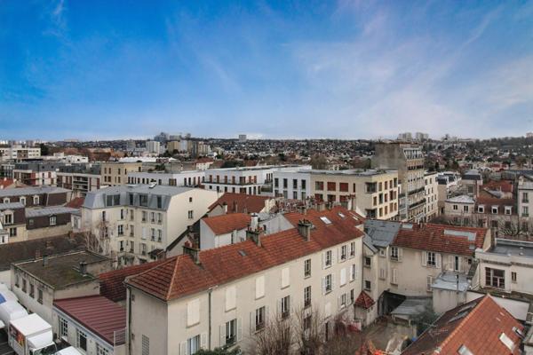 Centre-ville - proximité immédiate des commerces - RER B