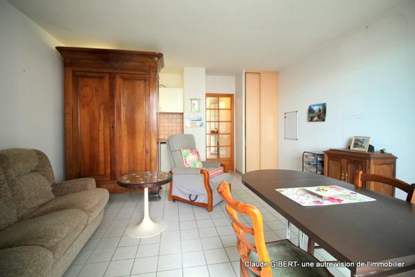 Sète (34200) T2 d'environ 48 m2 au 2éme étage avec vue sur le port de Séte