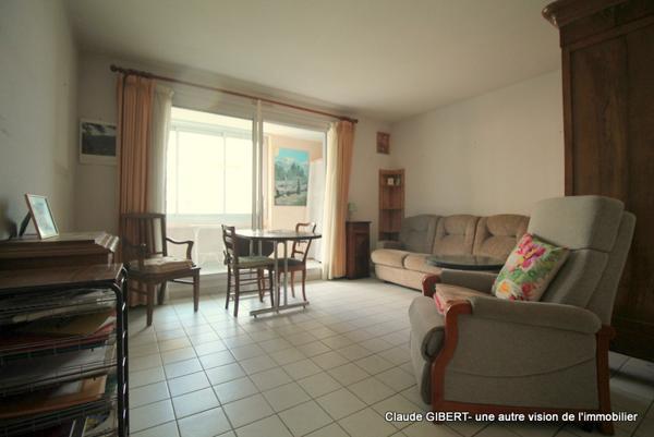 Sète (34200) T2 d'environ 48 m2 au 2éme étage avec vue sur le port de Séte