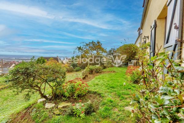 Maison à vendre 5 pièces de 138 m² à Chanteloup-les-Vignes