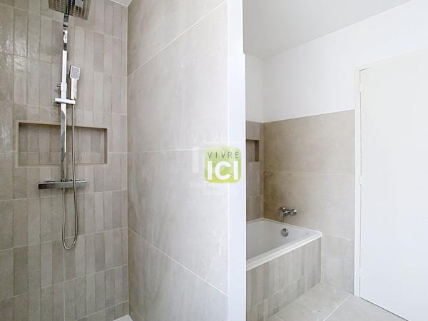 Maison Cholet 6 pièce(s) 126 m2