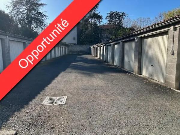Parking à vendre 16m² Riom (63200)