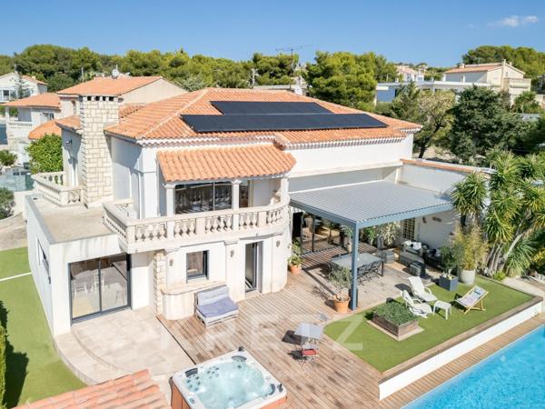 Villa proche du centre de Carry-le-Rouet et plage à pied