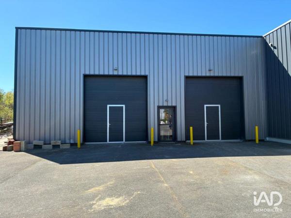 Location local d’activité 373 m² Creil