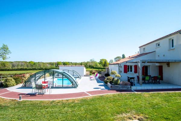 Maison à vendre 8 pièces de 245 m²