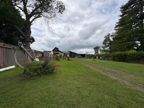 Terrain - 703m2 sur la commune de Dury