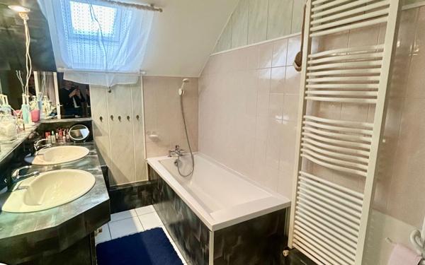 Maison à vendre    3 pièces • 80 m2 Vaujours