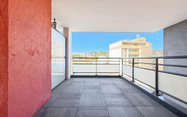 Appartement à vendre    3 pièces • 60,25 m2 Nice