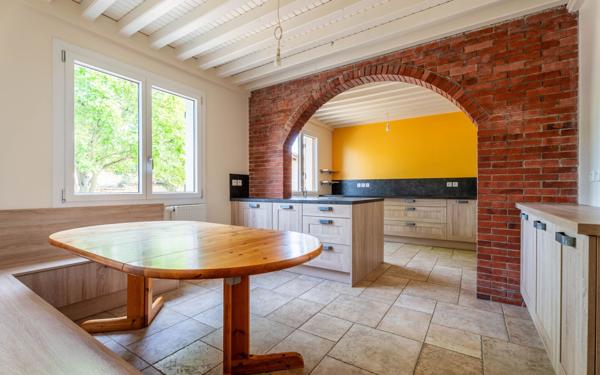 Maison à vendre    6 pièces •  Saint-Germain-sur-l'Arbresle