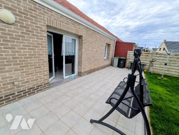 À vendre sur Wormhout, à deux pas du centre-ville et de toutes commodités: maison de plain-pied...